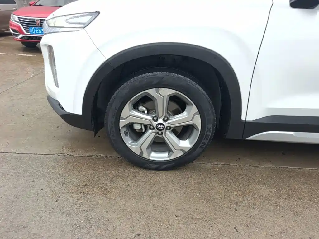 Hyundai Santa Fe — миниатюра 23