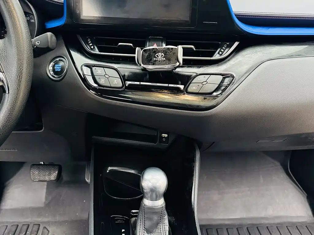 Toyota C-HR — миниатюра 16