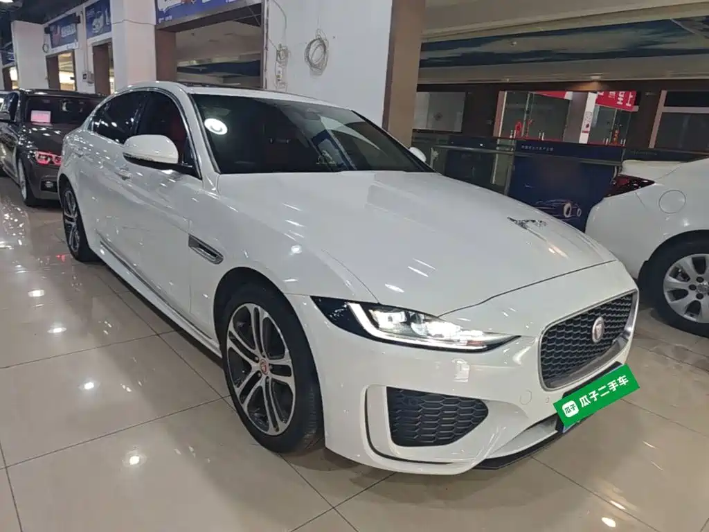Jaguar XEL — миниатюра 4