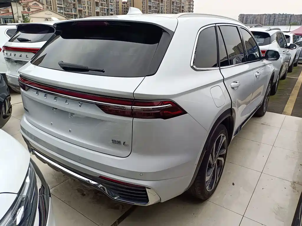 Geely Xingyue L — миниатюра 14