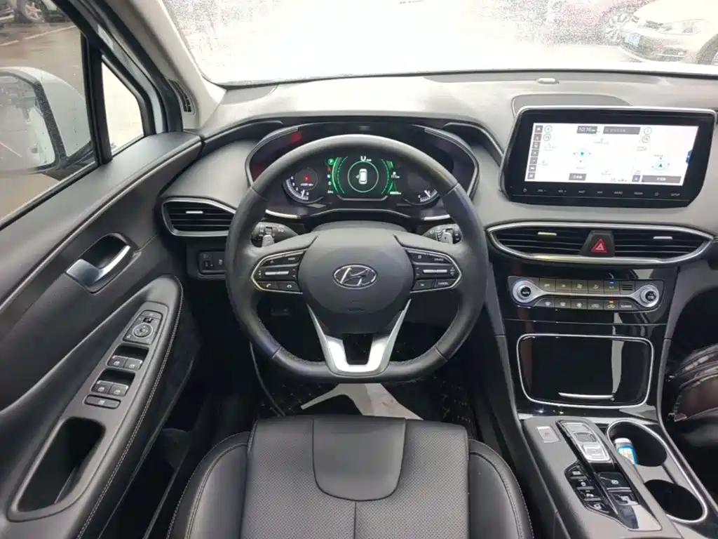 Hyundai Santa Fe — миниатюра 11