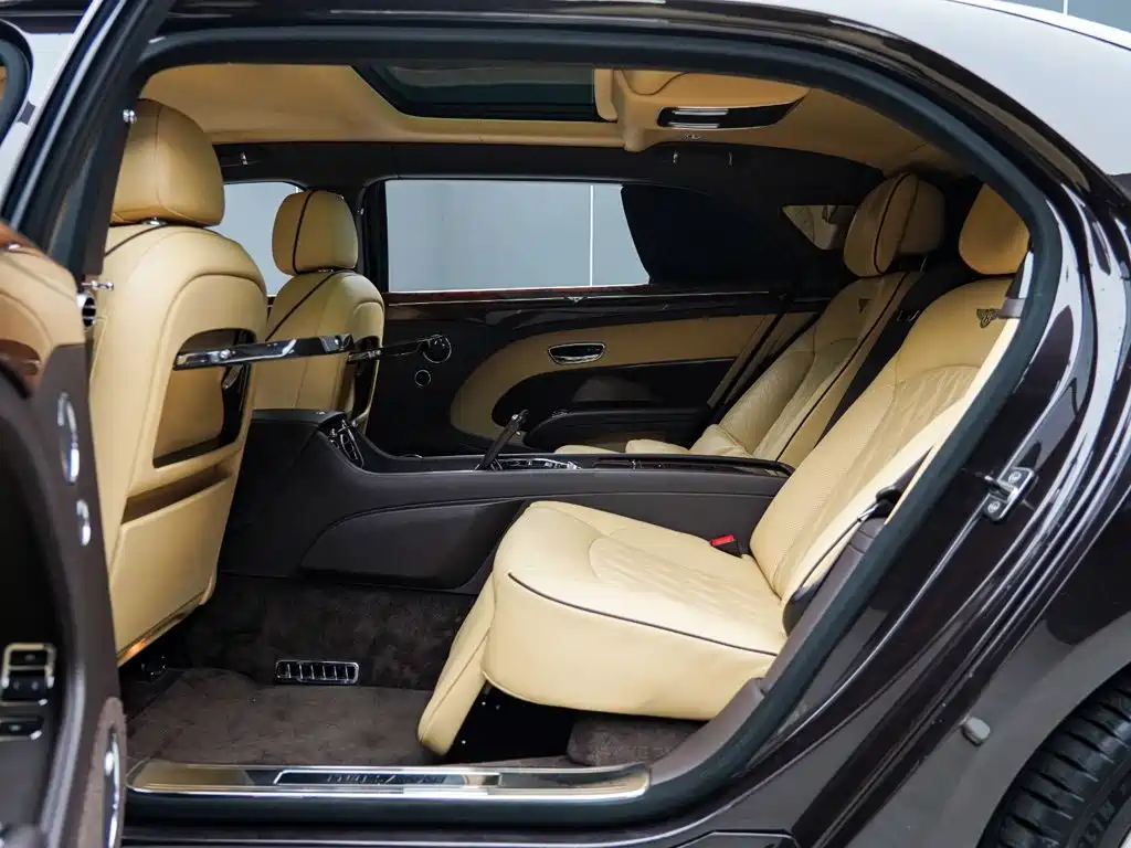 Bentley Mulsanne — миниатюра 13