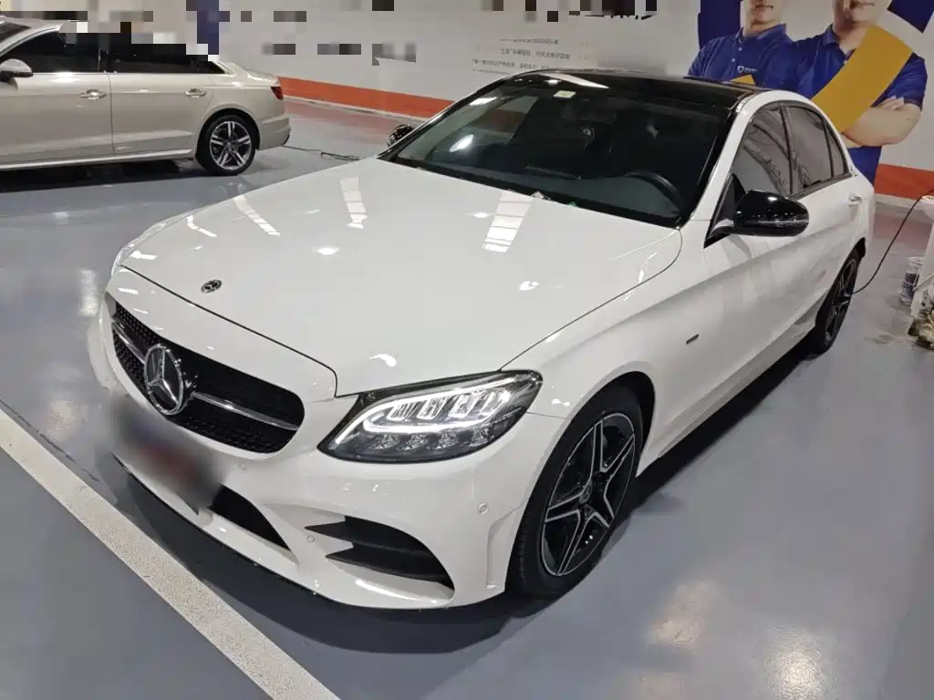 Mercedes-Benz C-Class — миниатюра 5