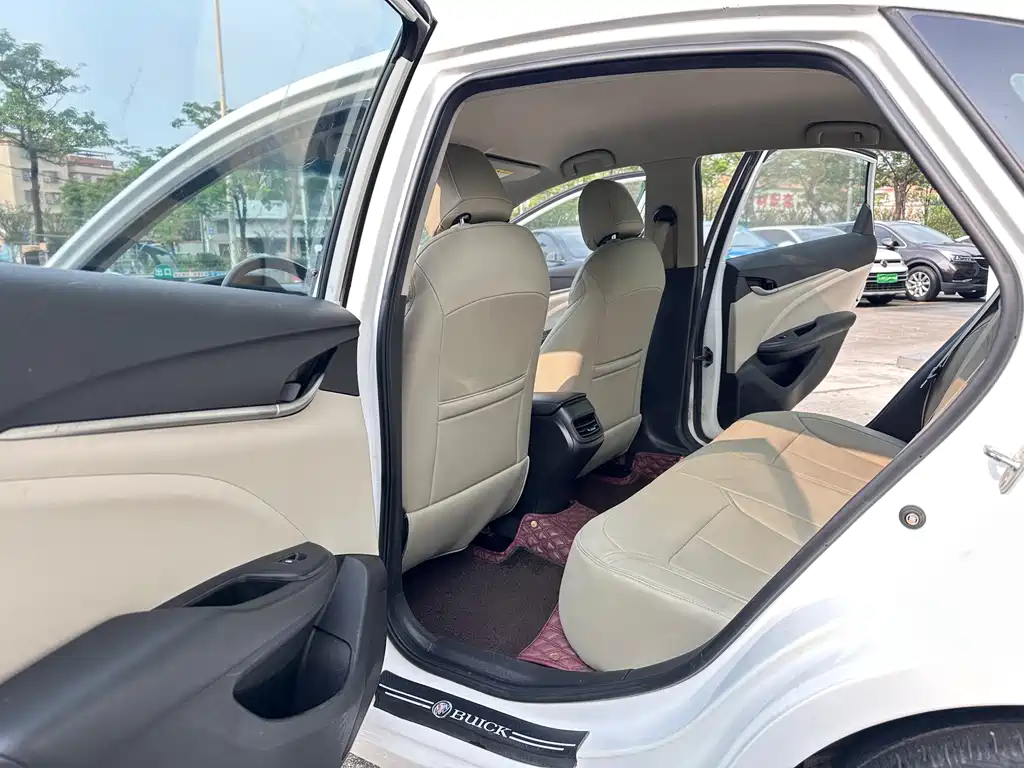 Buick Excelle — миниатюра 17