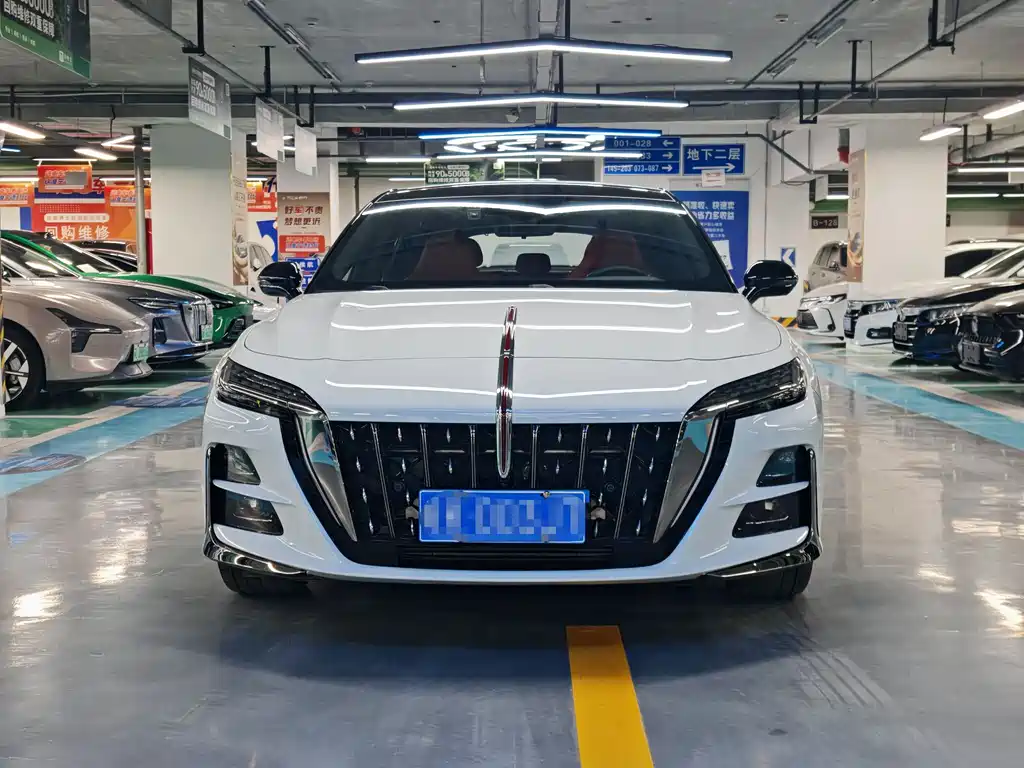 Hongqi H6 2025 2.0T