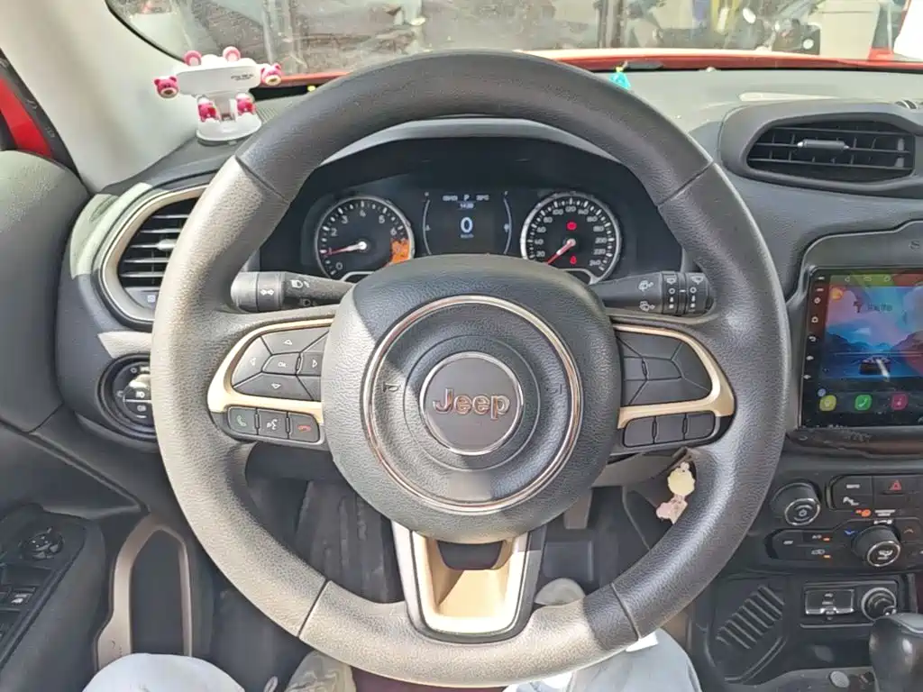 Jeep Renegade — миниатюра 11