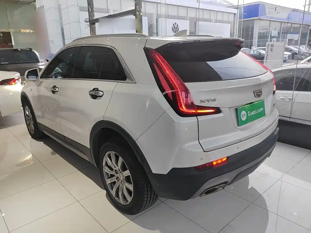 Cadillac XT4 — миниатюра 5