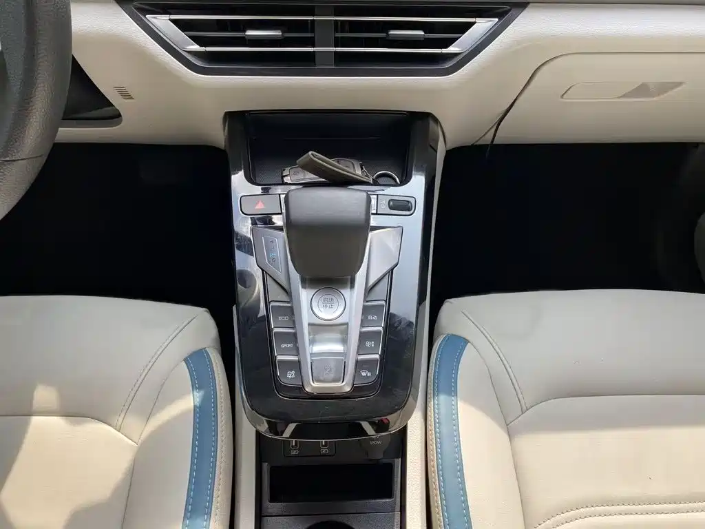 BYD Yuan Pro — миниатюра 14