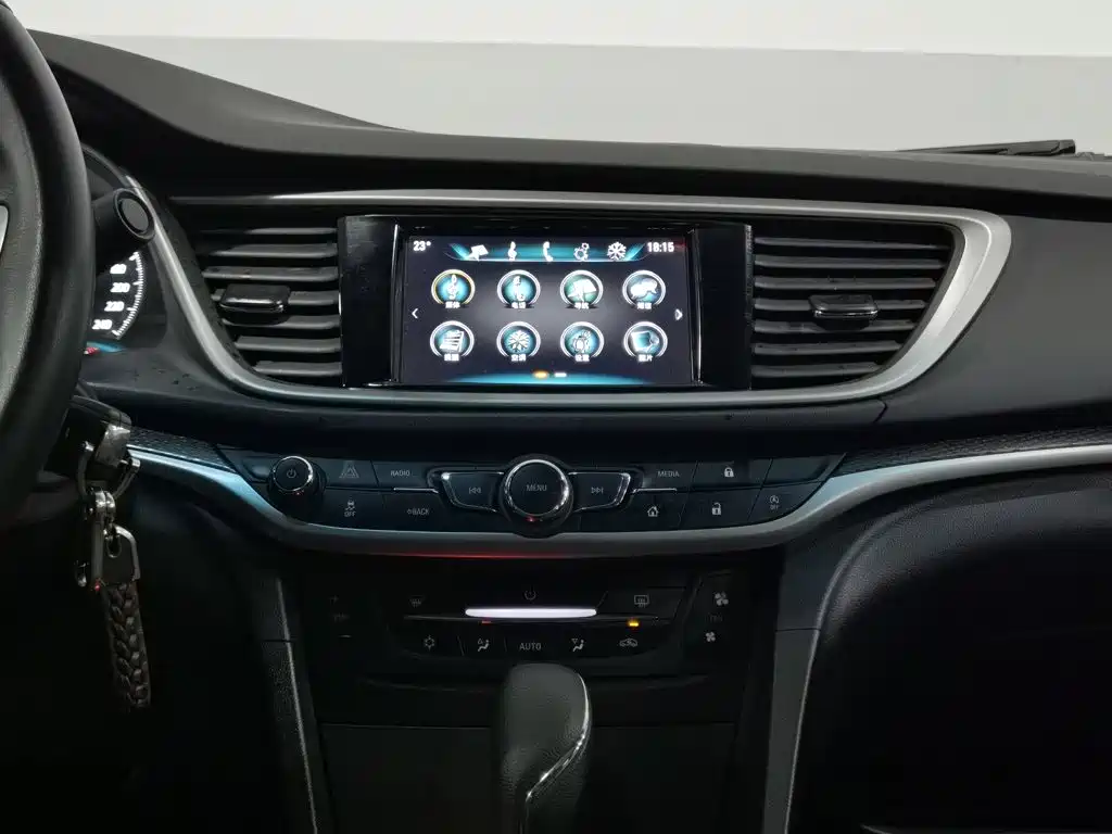 Buick Excelle — миниатюра 12
