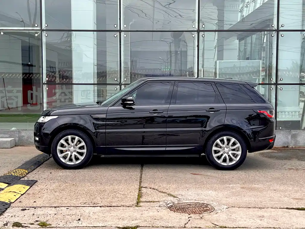 Land Rover Sport — миниатюра 8