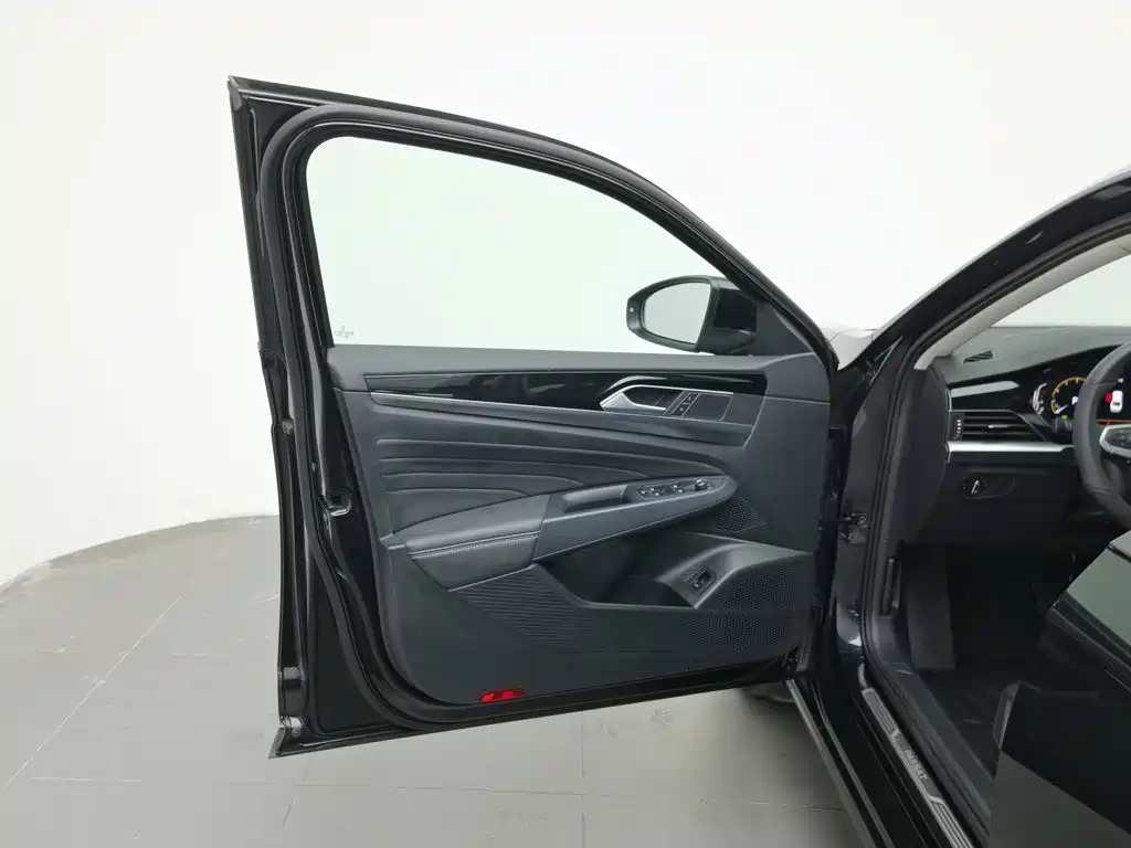 Volkswagen Passat — миниатюра 8