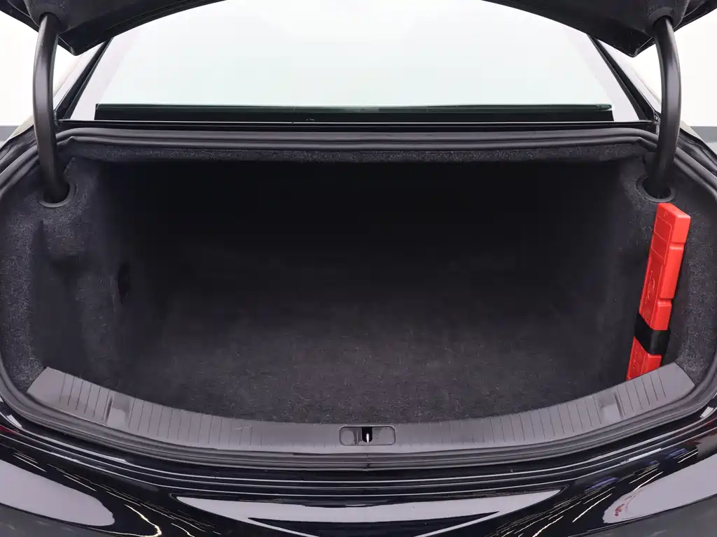 Cadillac XTS — миниатюра 21