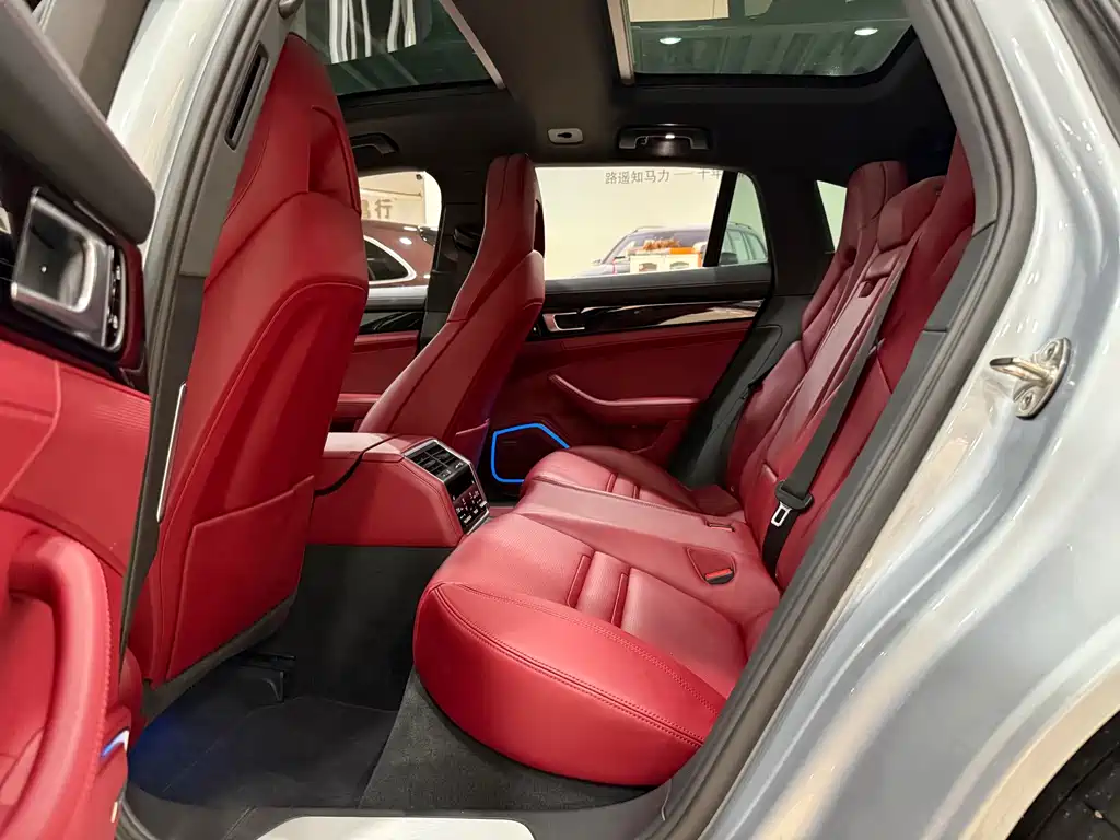 Porsche Panamera — миниатюра 11