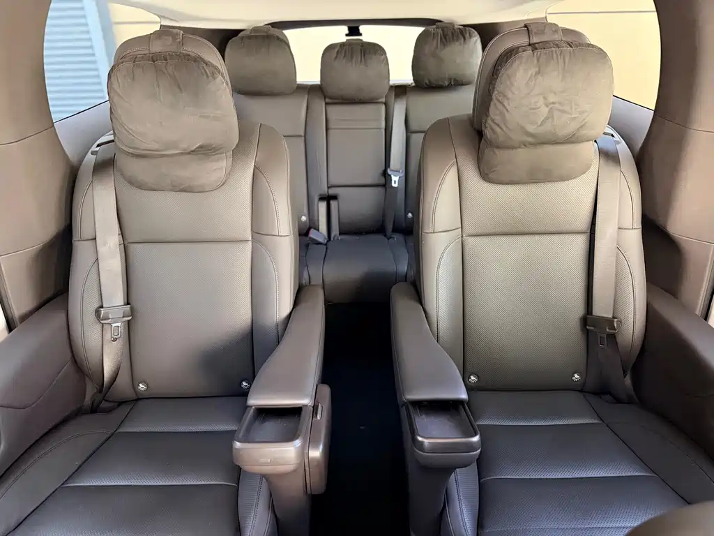Li Auto Li MEGA — миниатюра 26
