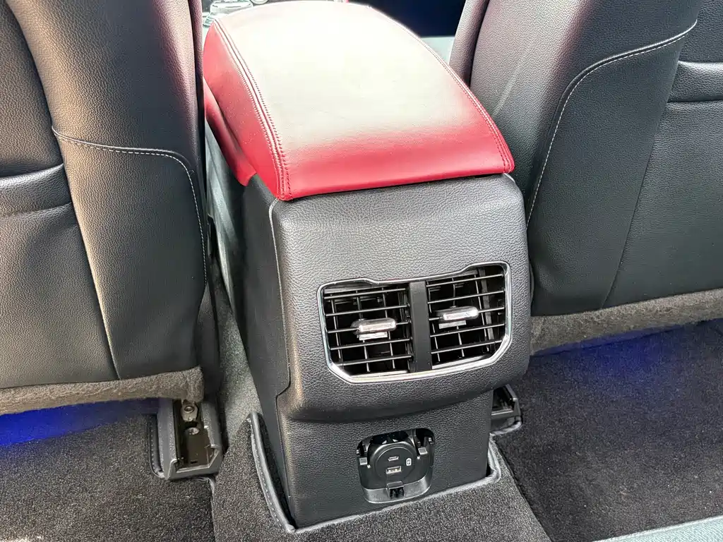Ford Mondeo — миниатюра 19