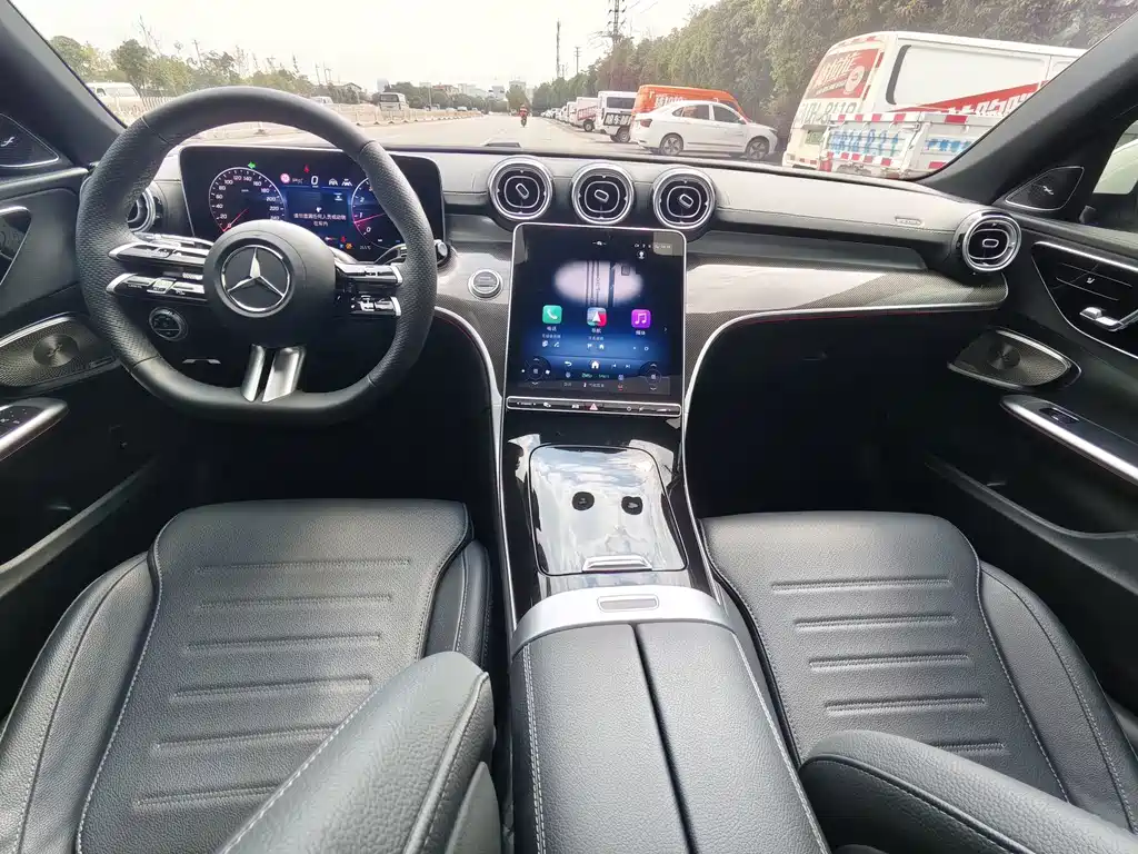 Mercedes-Benz C-Class — миниатюра 5