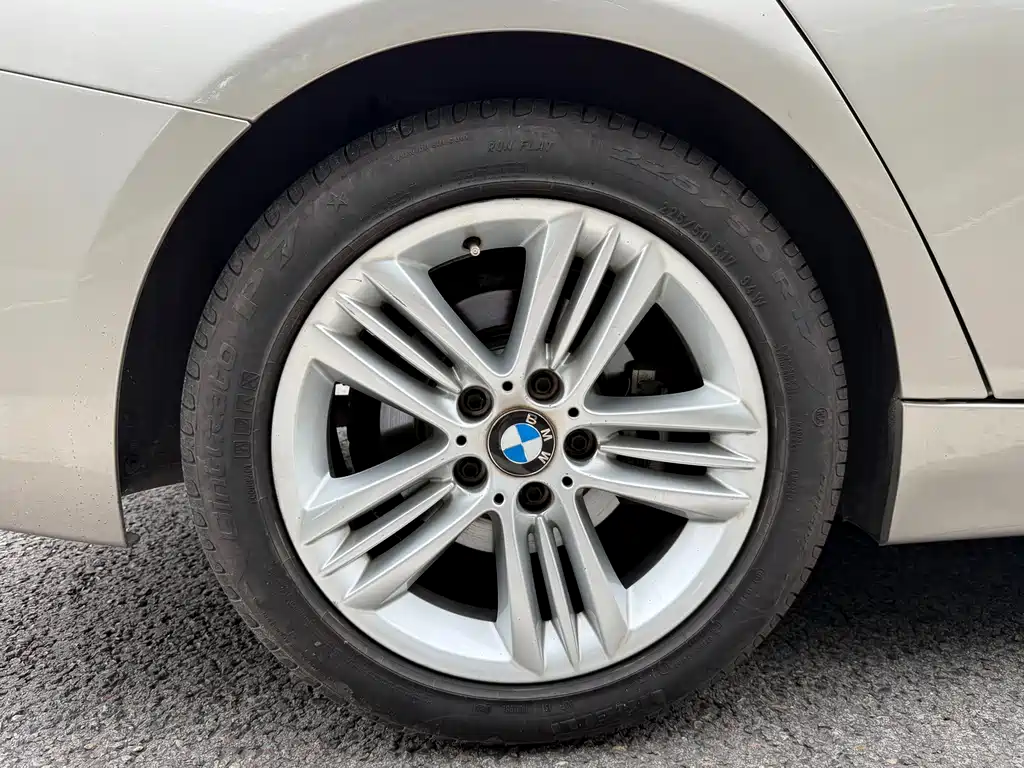 BMW 3 Series — миниатюра 20