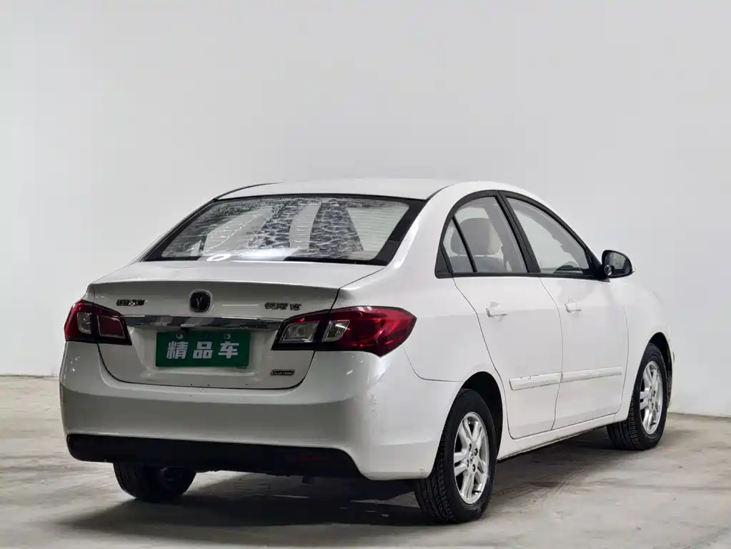 Changan V5 — миниатюра 4