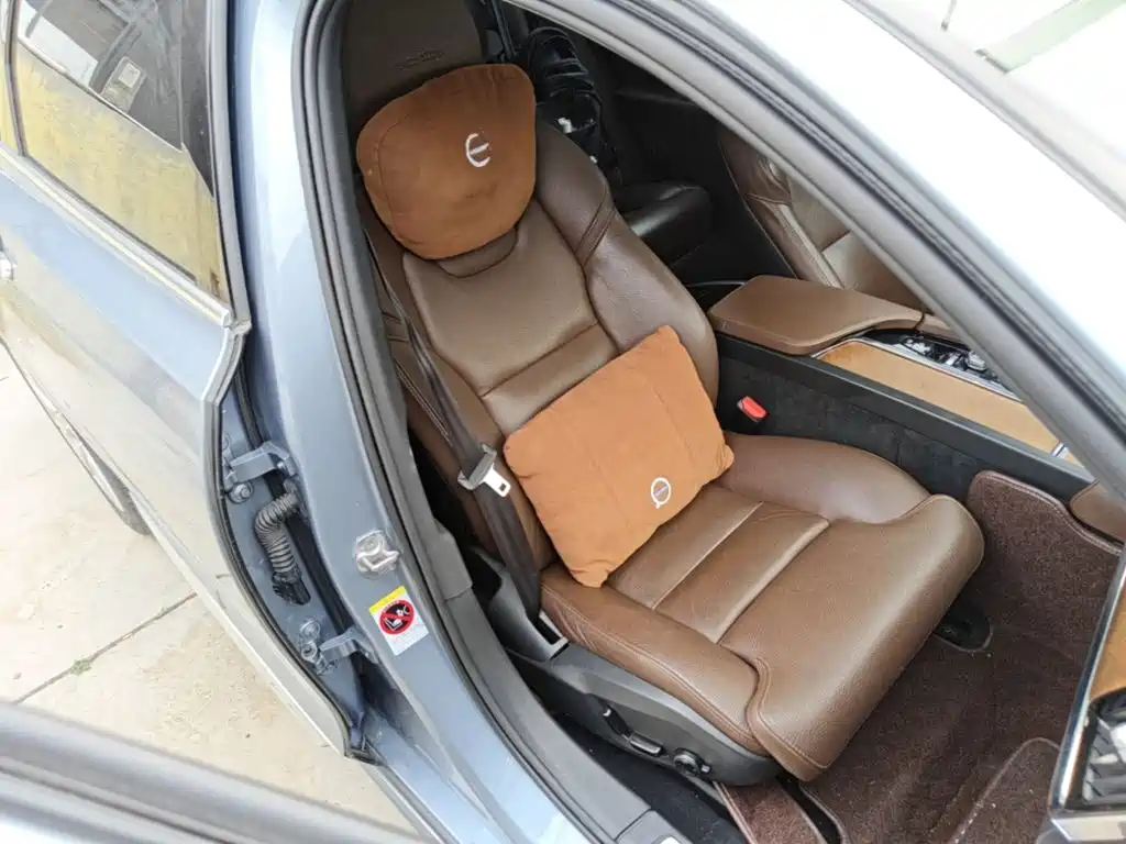 Volvo S90 — миниатюра 20