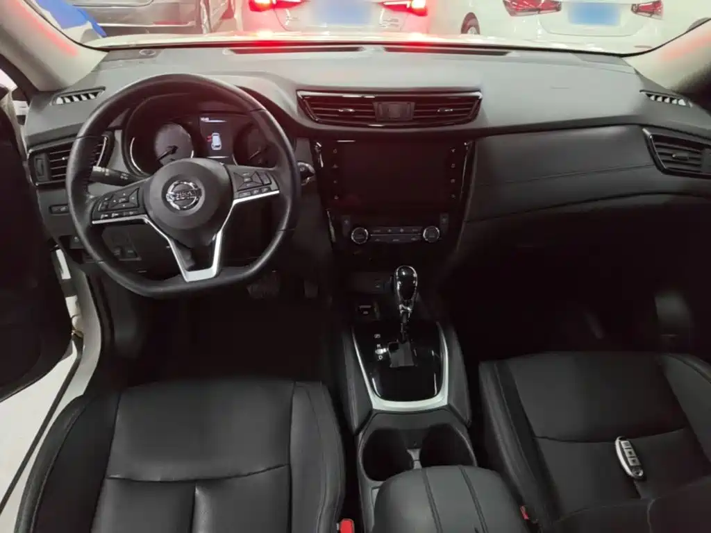 Nissan X-Trail — миниатюра 10