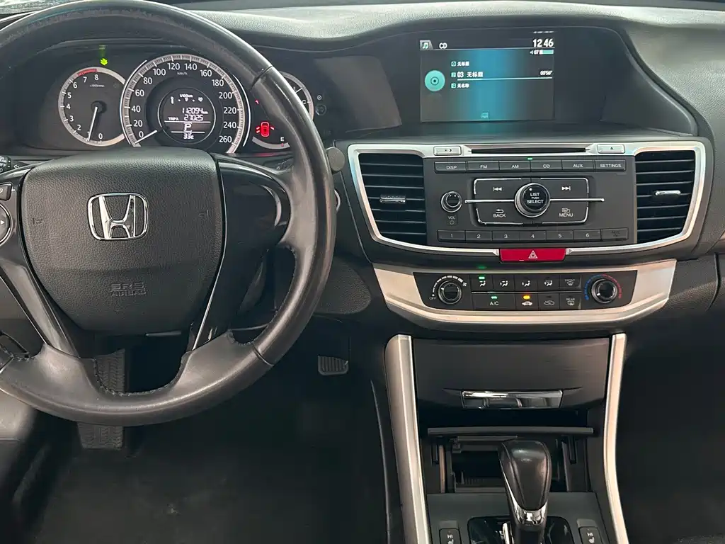 Honda Accord — миниатюра 10