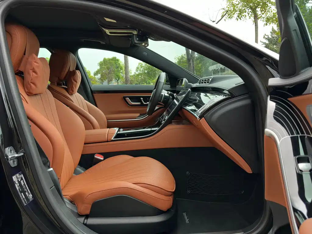 Mercedes-Benz S-Class — миниатюра 11