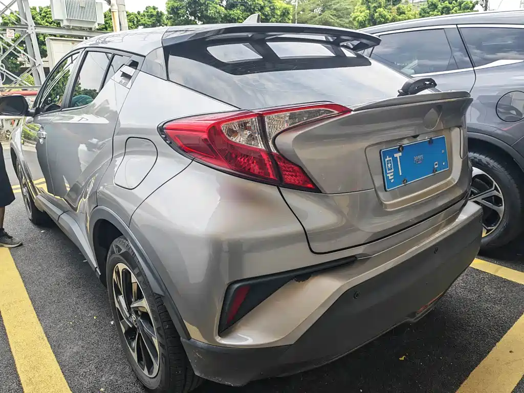 Toyota IZOA — миниатюра 4