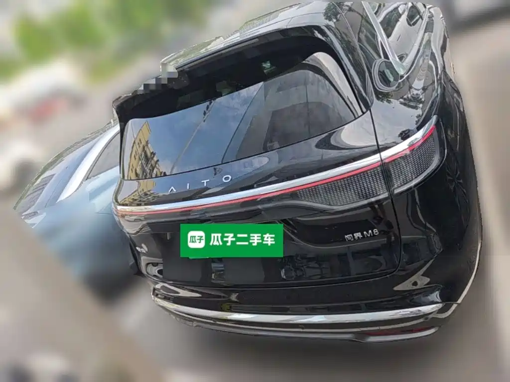 Aito M8 2025 Ultra 53.4kWh 6 мест (192 )