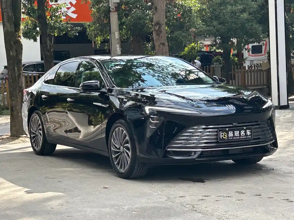 Buick LaCrosse — миниатюра 3