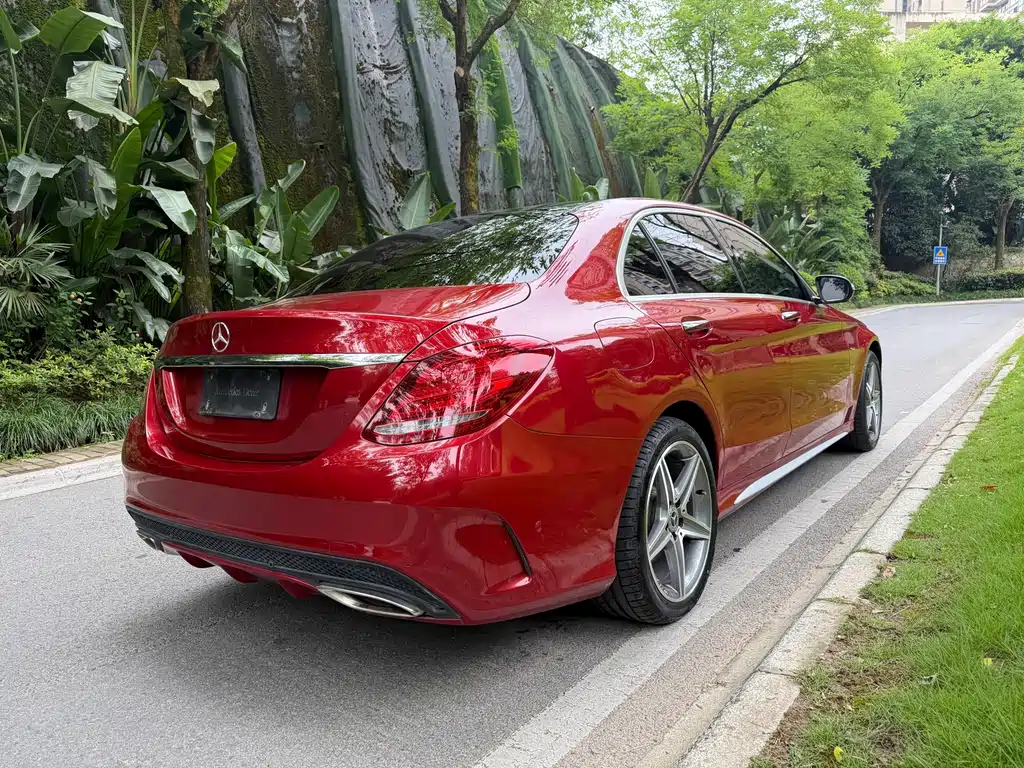 Mercedes-Benz C-Class — миниатюра 3