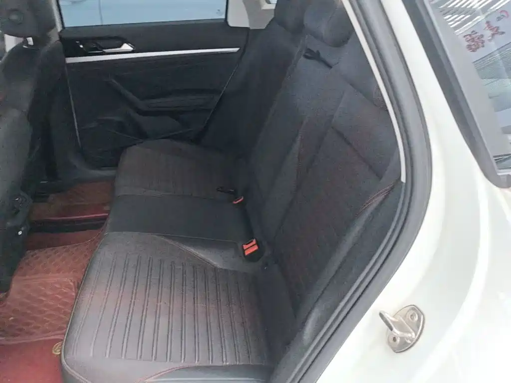Volkswagen Lavida — миниатюра 17