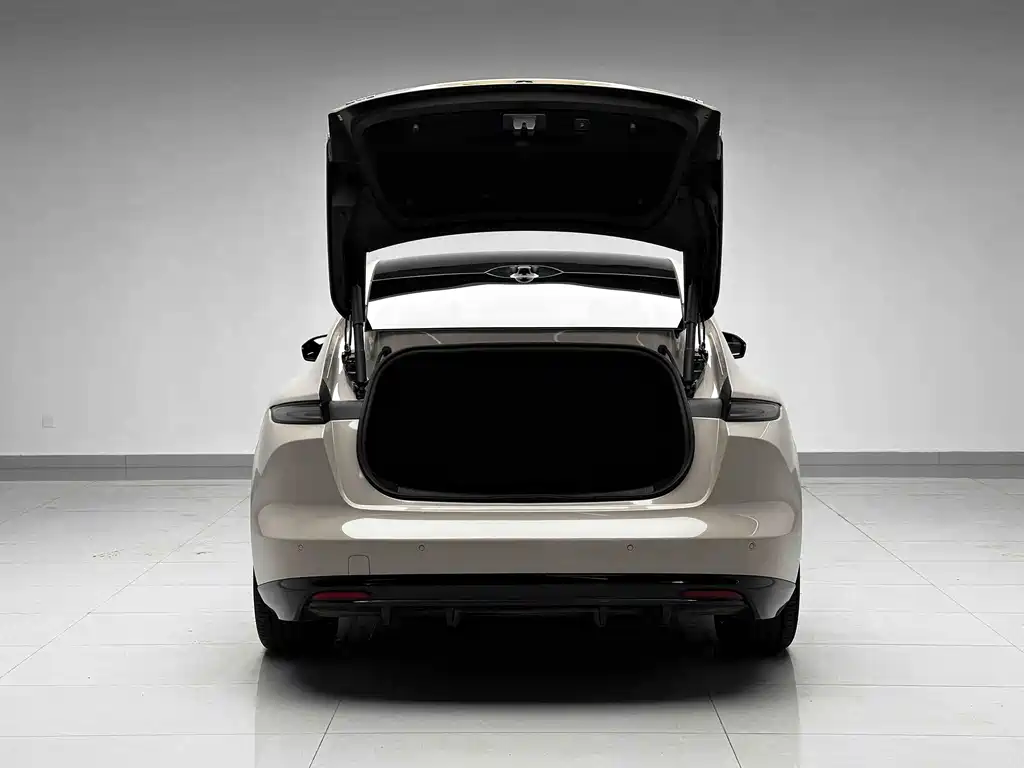 NIO ET5 — миниатюра 17