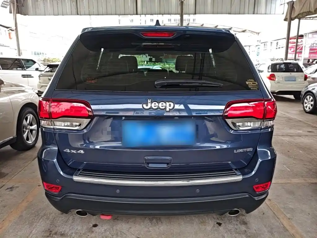 Jeep Grand Cherokee (Import) — миниатюра 6