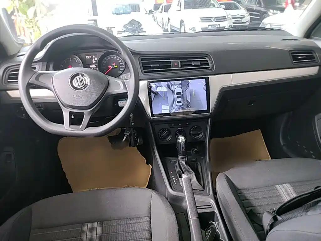 Volkswagen Lavida — миниатюра 10