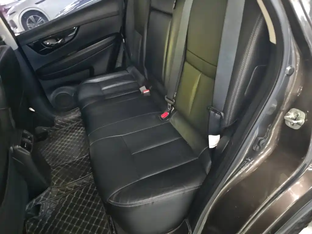 Nissan X-Trail — миниатюра 17