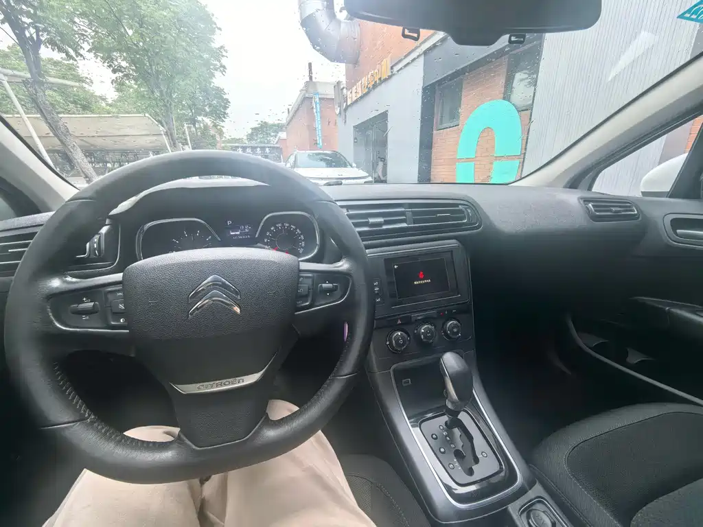 Citroen C4 — миниатюра 9