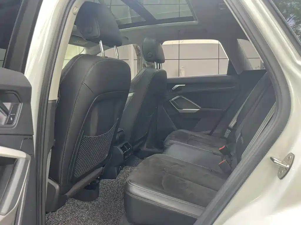 Audi Q3 — миниатюра 10