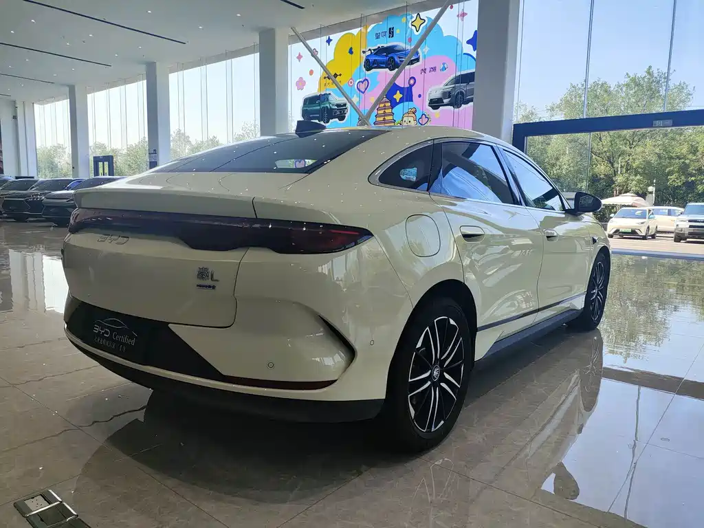 BYD Qin L — миниатюра 5