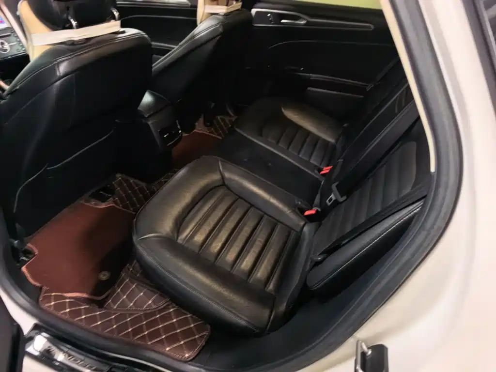 Ford Mondeo — миниатюра 17