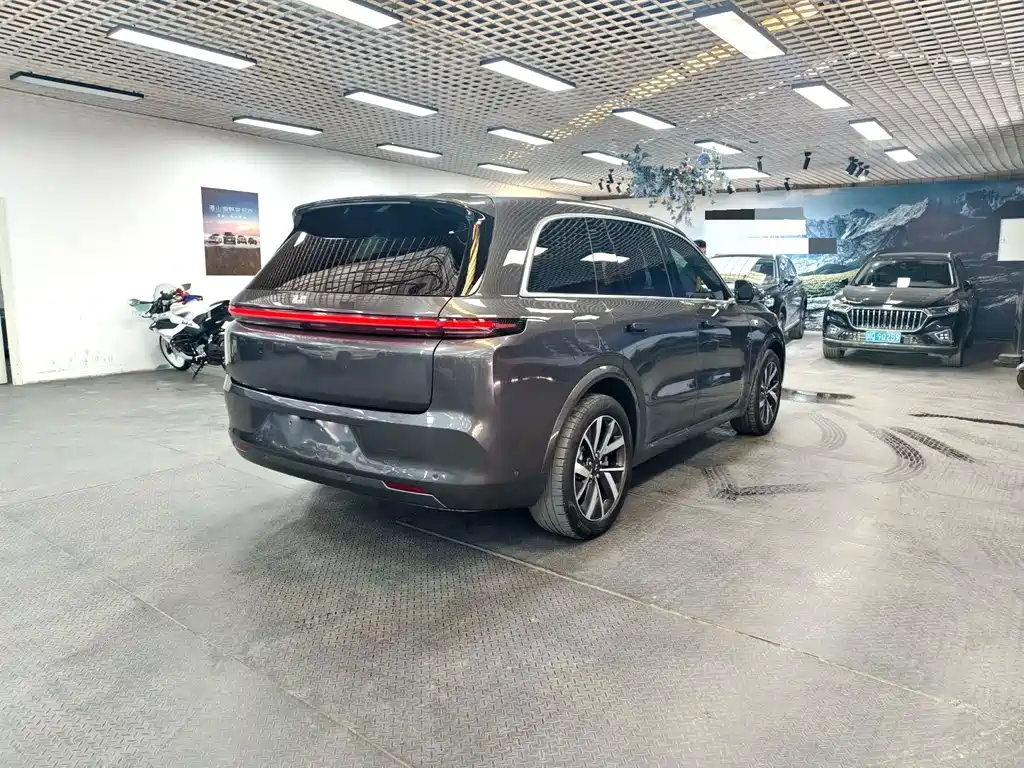 Li Auto Li L8 — миниатюра 7