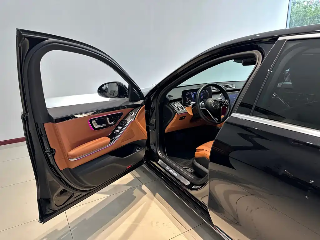 Mercedes-Benz S-Class — миниатюра 11