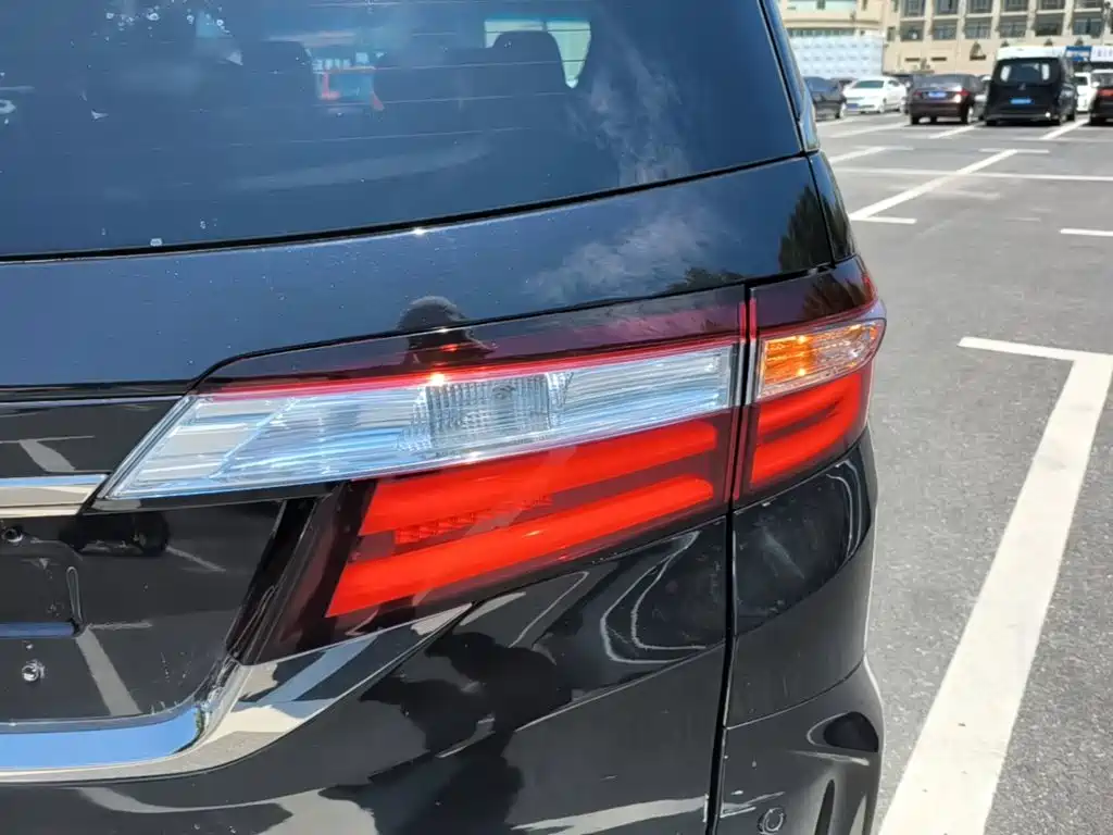 Honda Odyssey — миниатюра 8