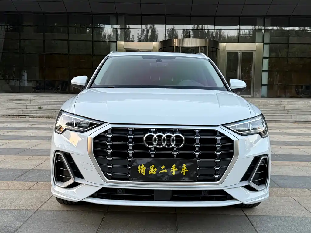 Audi Q3 — миниатюра 2