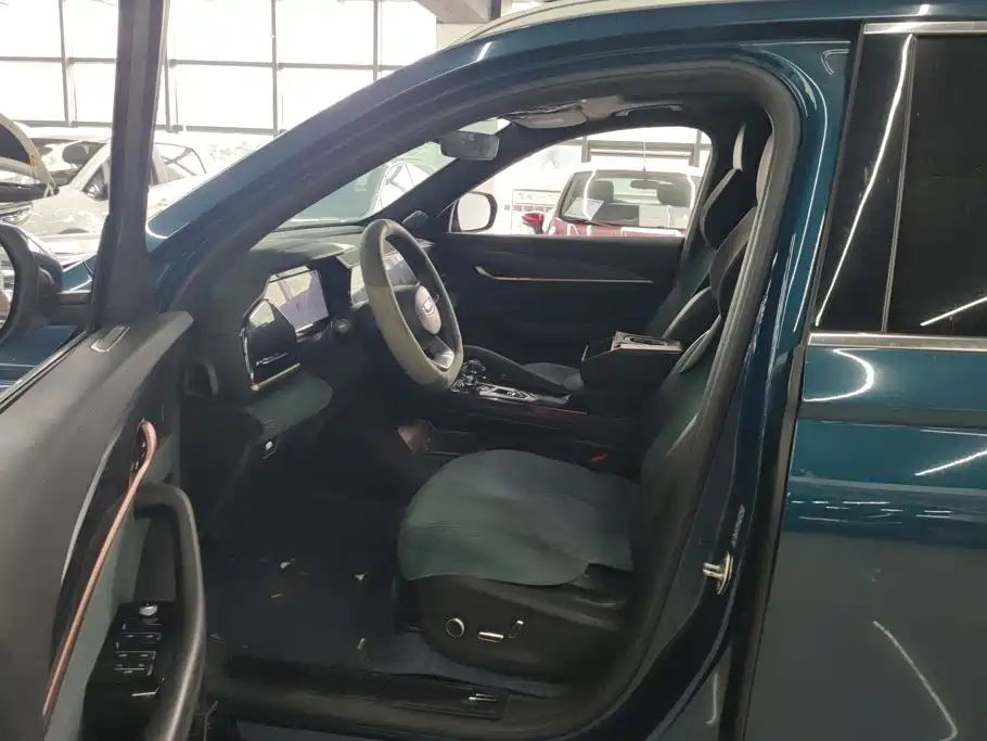 Geely Xingyue L — миниатюра 9