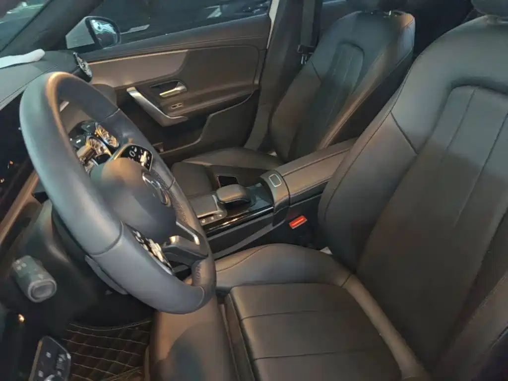Mercedes-Benz A-Class — миниатюра 15