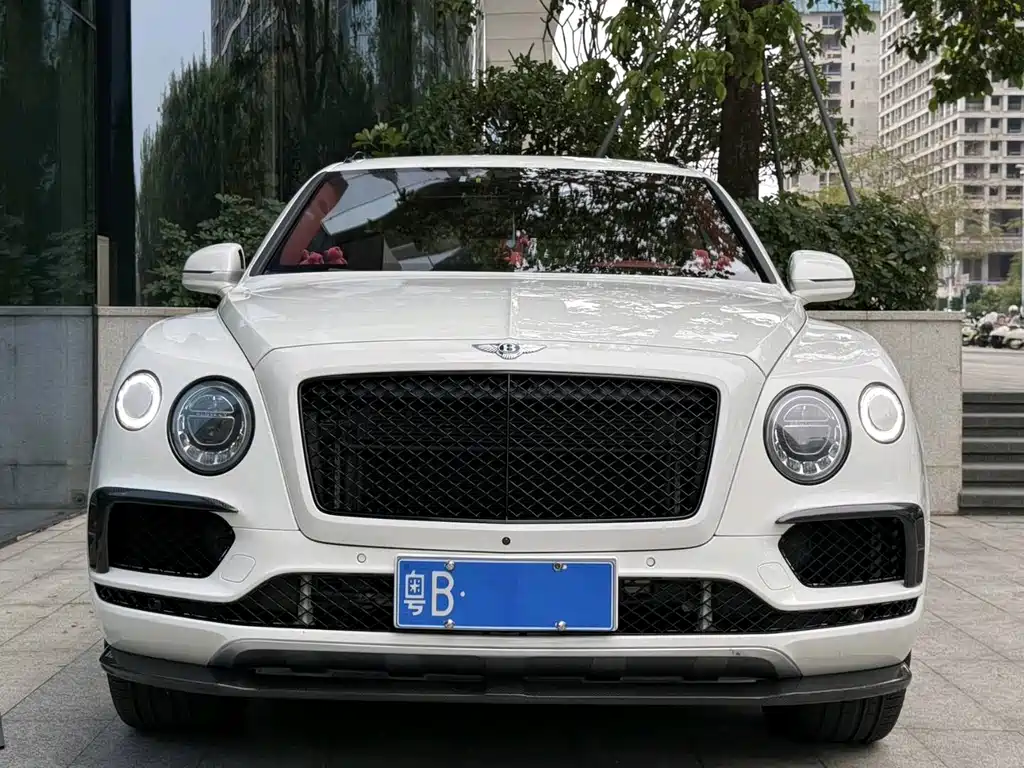 Bentley Bentayga — миниатюра 2