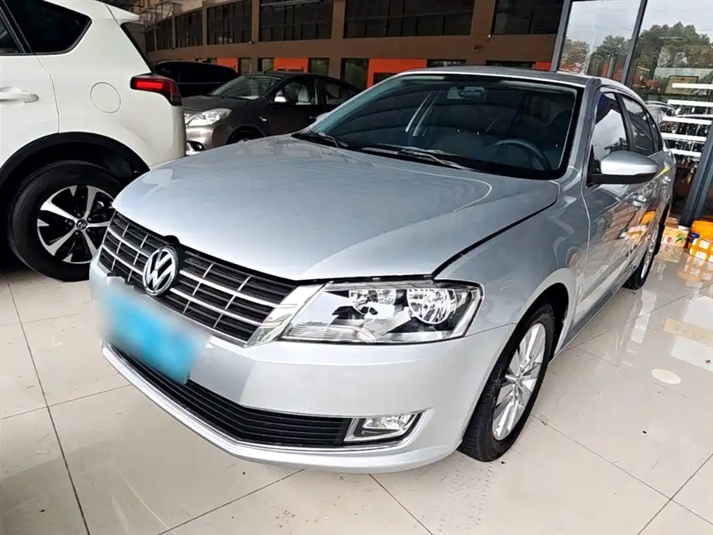 Volkswagen Lavida 2014