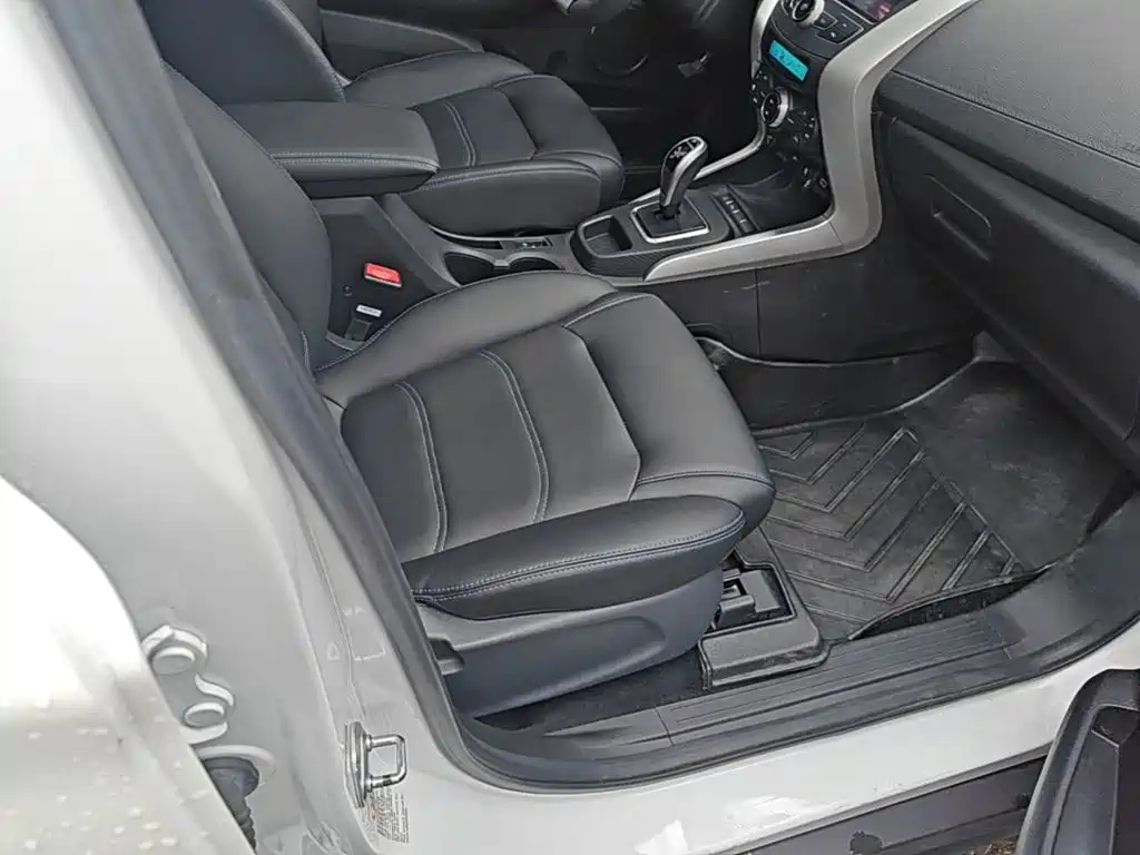 BYD Yuan EV — миниатюра 25