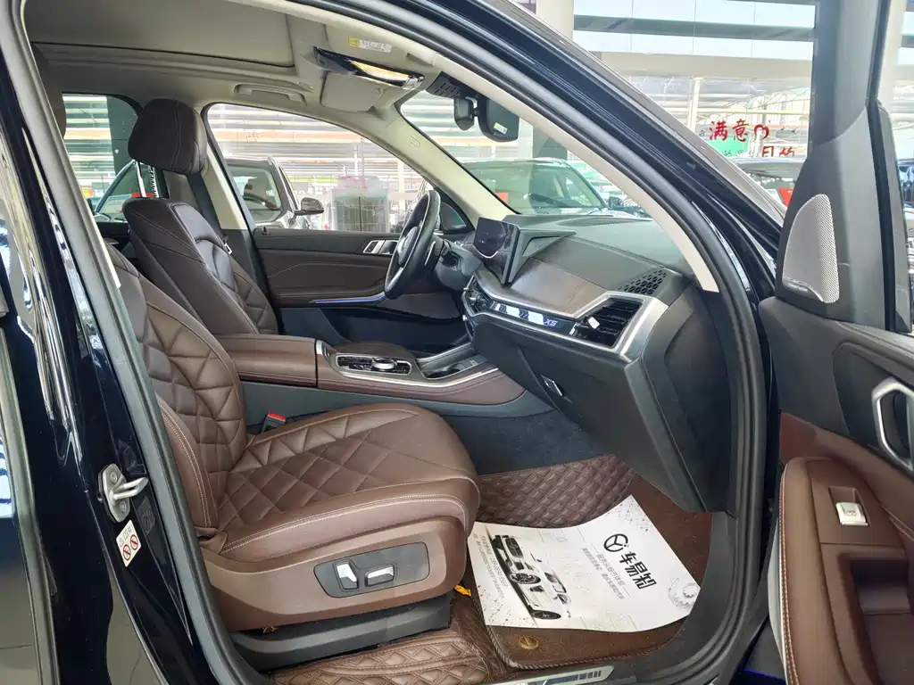 BMW X5 — миниатюра 11