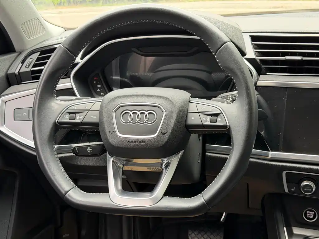 Audi Q3 — миниатюра 7
